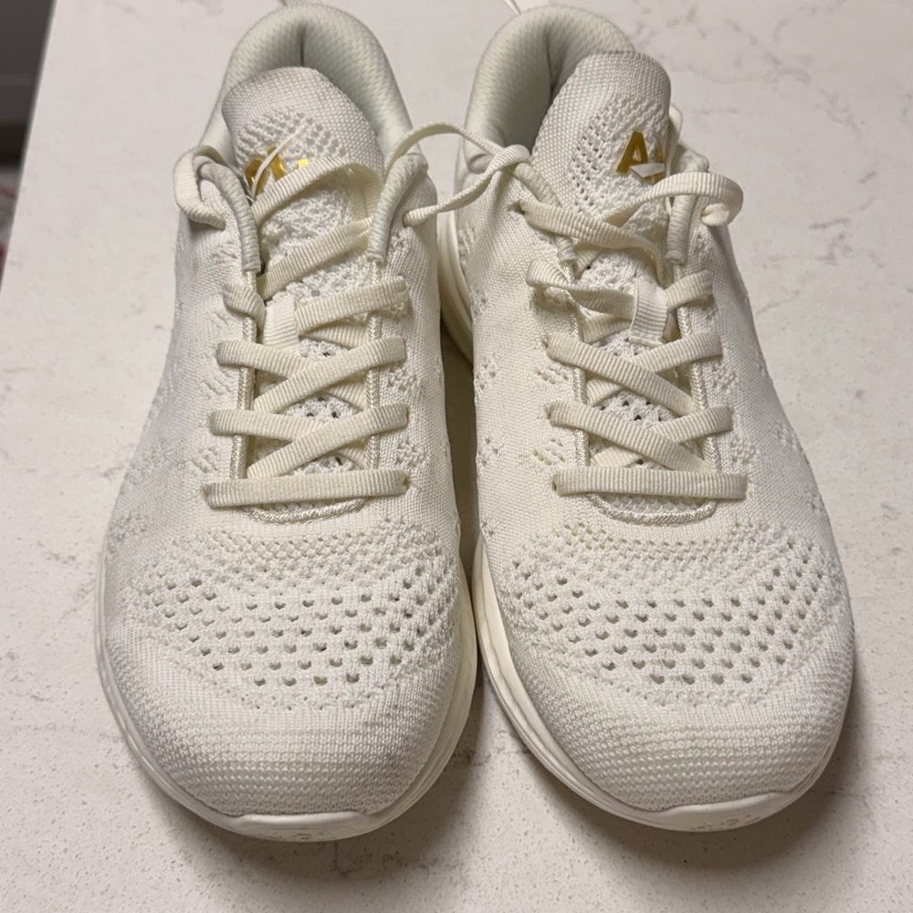 APL TechLoom Pro White Sneakers